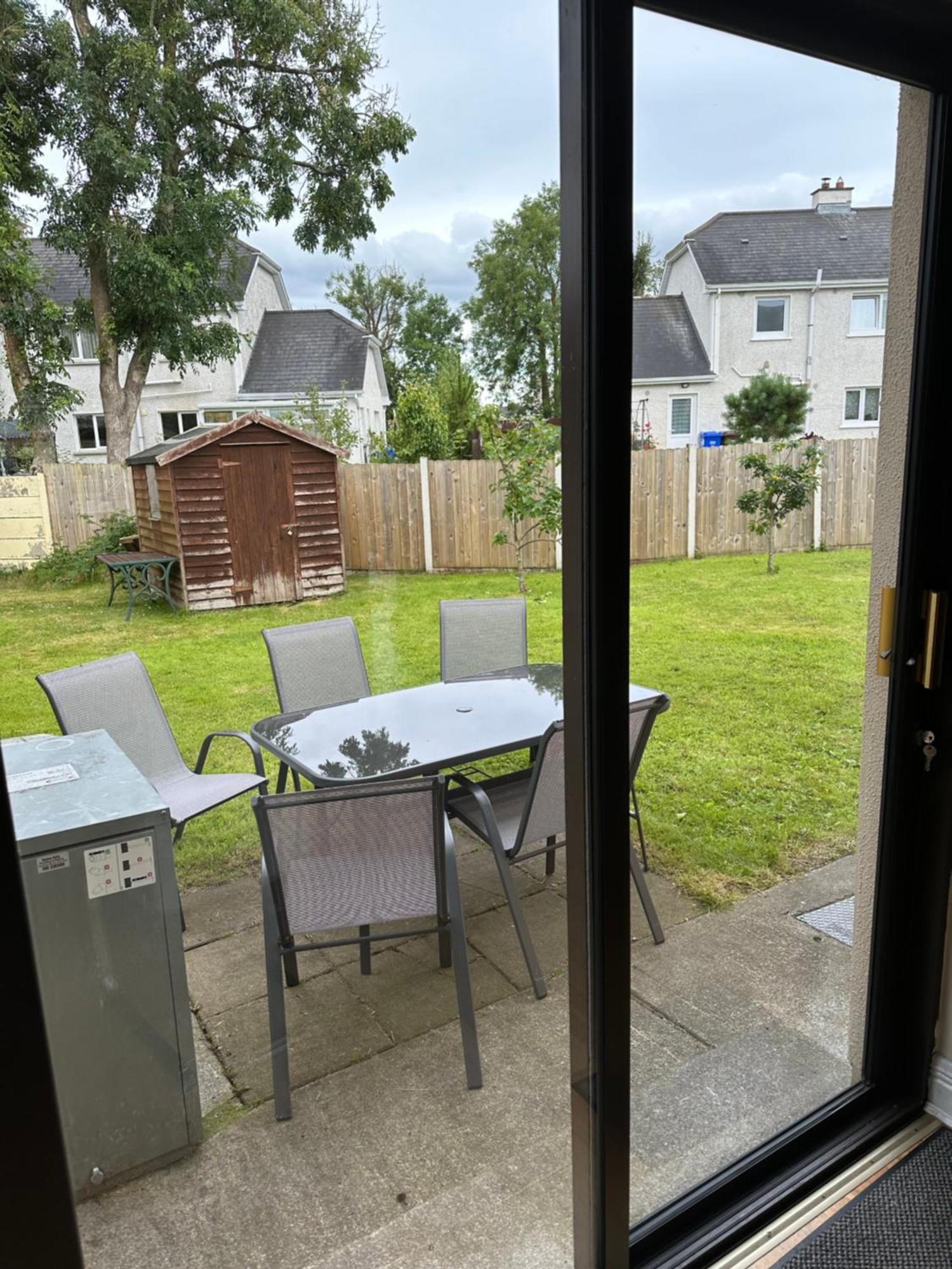 Home Near The River Shannon Rooskey Buitenkant foto